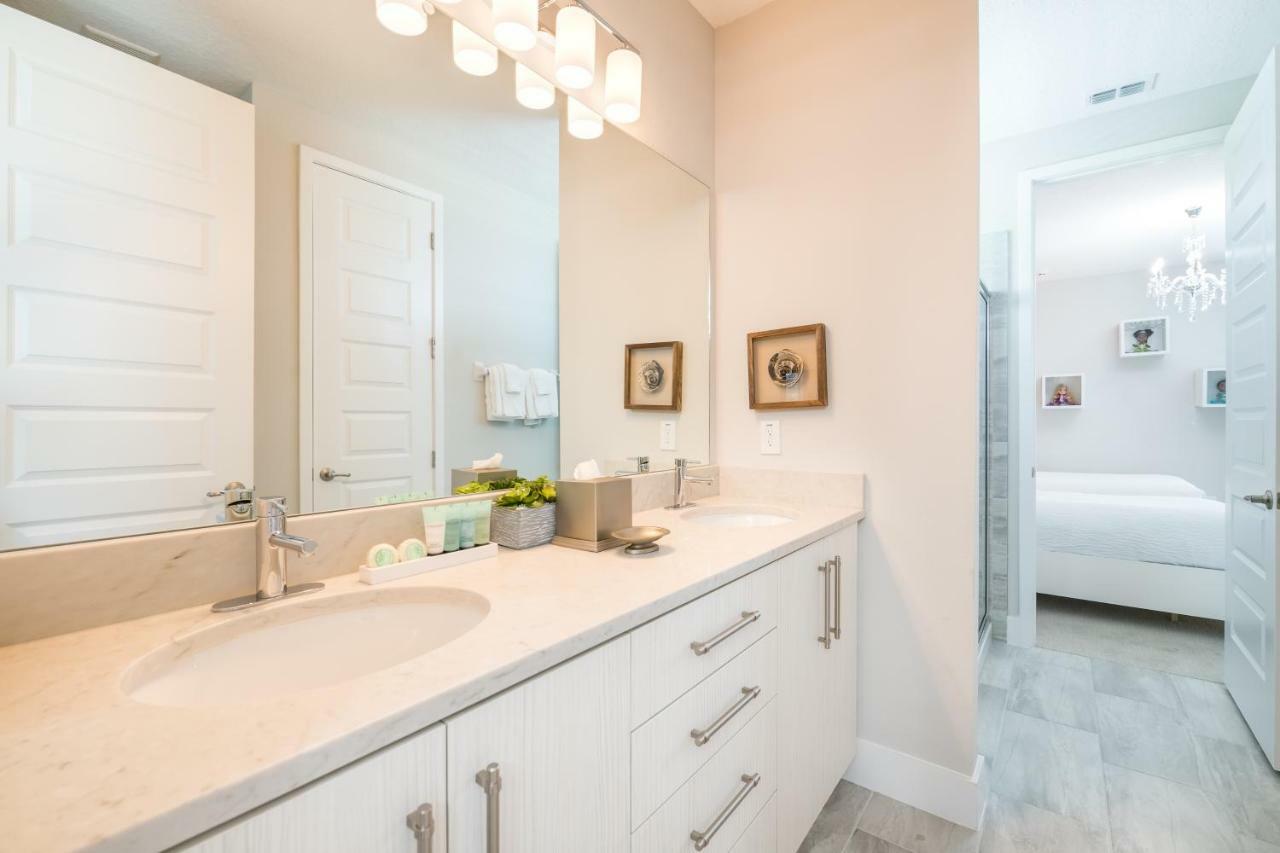 Beautiful Home Near Disney By Rentyl With Private Pool, Themed Rooms, Pool Table & Resort Amenities - 140B Orlando Eksteriør billede